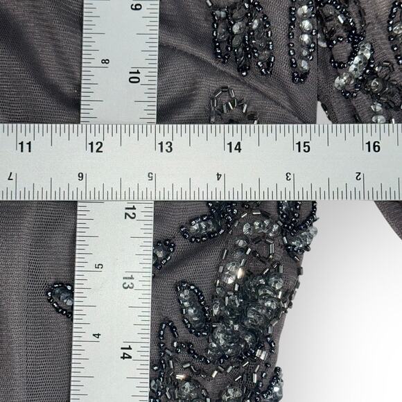 Dusty Violet Pisarro Nights Dress Gray Beaded Mesh 3/4 Sleeve Embellished Size 4 - Picture 10 of 15